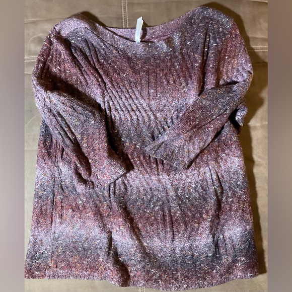 Leo & Nicole Multi Colored Sweater (PXL) - Picture 3 of 3